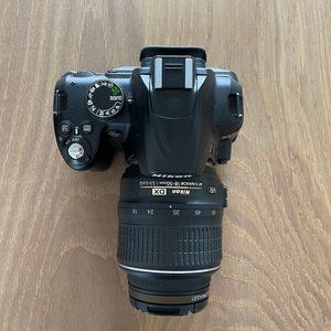 Nikon D3000 Camera & Lens